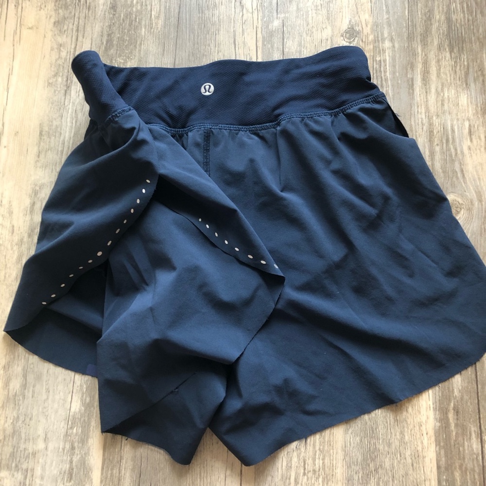 Lululemon Find Your Pace Shorts 3”